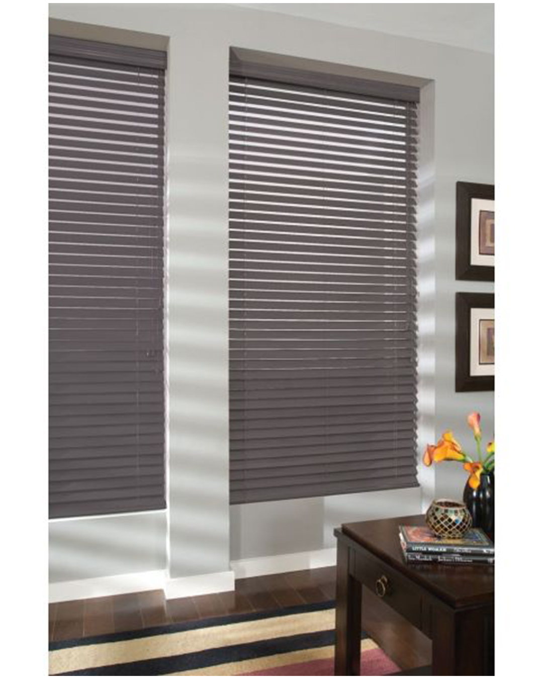 Stylish imitation wood blinds in a comfortable area that blend practicality and style for a modern appearance.
